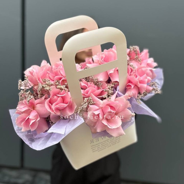 Сумочка розовых роз "Плинки" в Туле