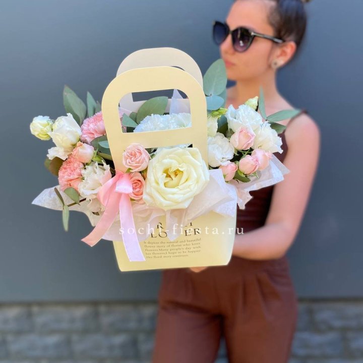 Цветочная сумочка "Рафаэль" в Туле