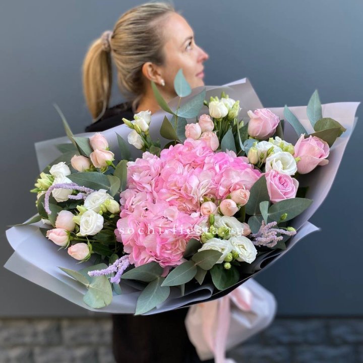 Дизайнерский букет "Кристал" в Туле