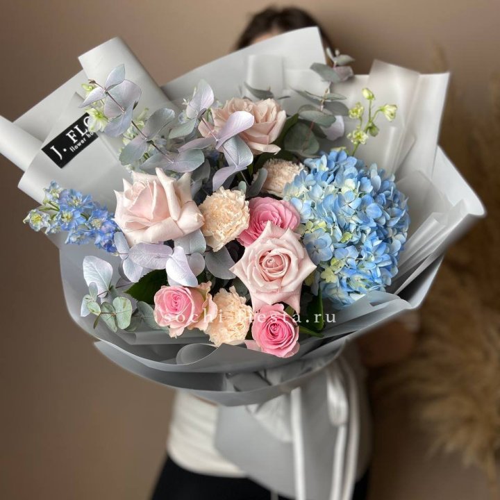 Букет с гортензией № 4 в Туле