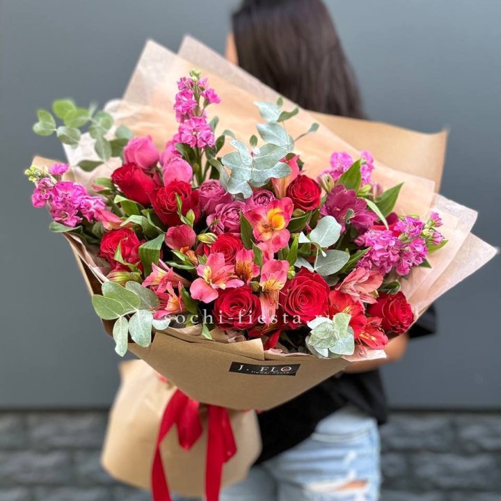 Дизайнерский букет №3 в Туле