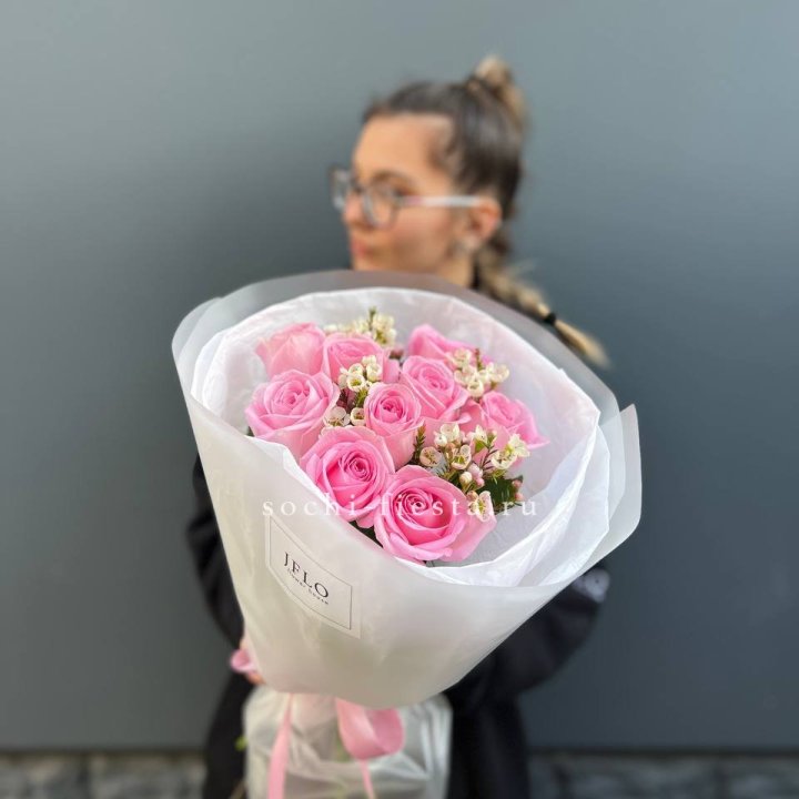 Букет розовых роз  в Туле