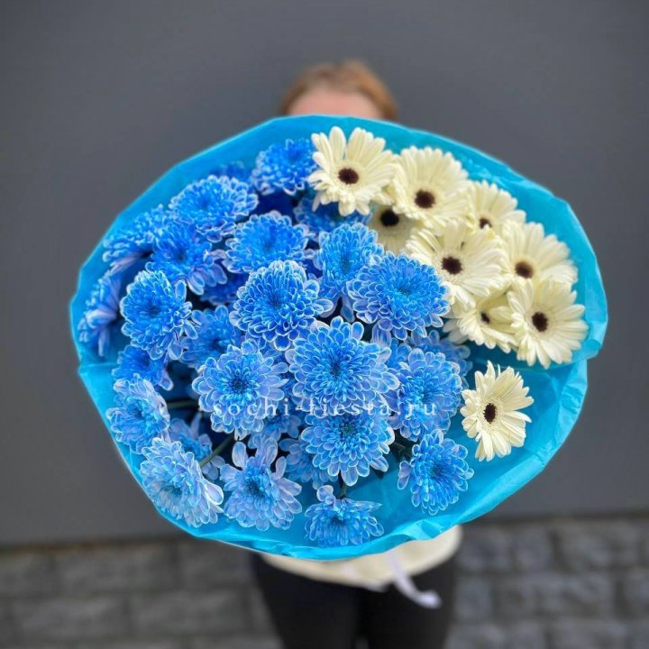 Букет хризантем и гербер в Туле