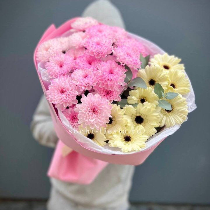 Дуо хризантем и гербер в Туле