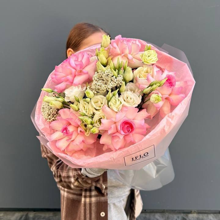 Букет "Розы с эустомой" в Туле