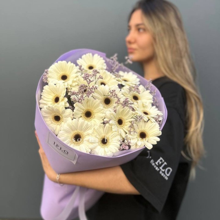 Букет голландских гербер "Лавандер" в Туле