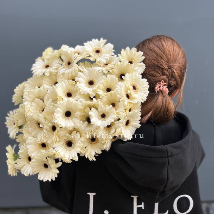 51 гербера в Туле