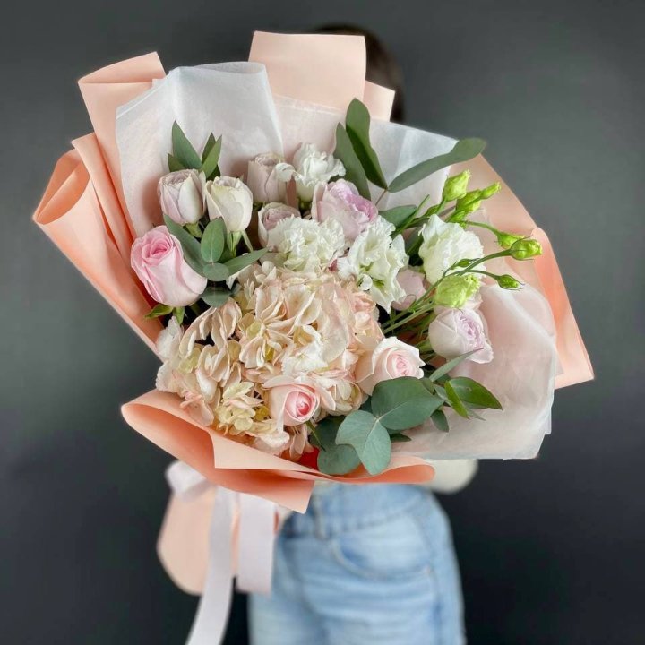 Букет с гортензией "Клодс" в Туле