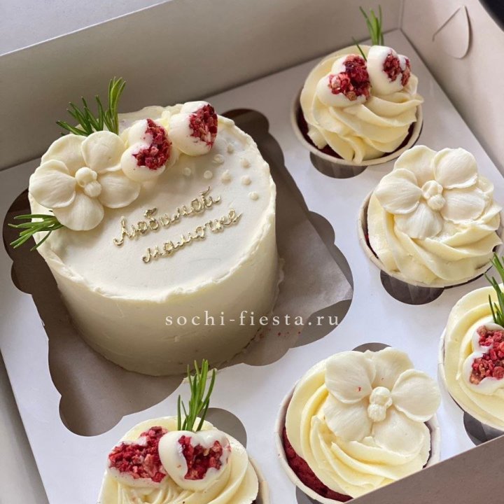 Капкейки и бенто-торт "Мамочке" в Туле