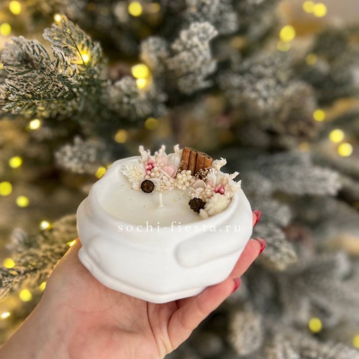 Свеча ароматическая в гипсе Руки с корицей в Туле