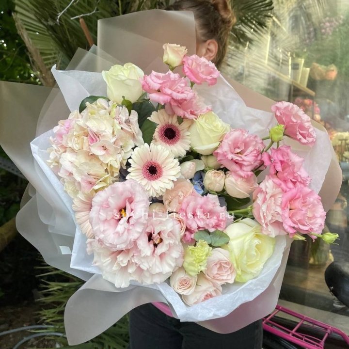 Дизайнерский букет "Лаундж пак" в Туле