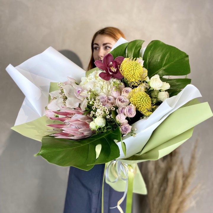 Дизайнерский букет экзотики в Туле