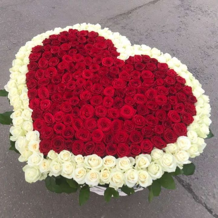 333 розы в корзине в Туле
