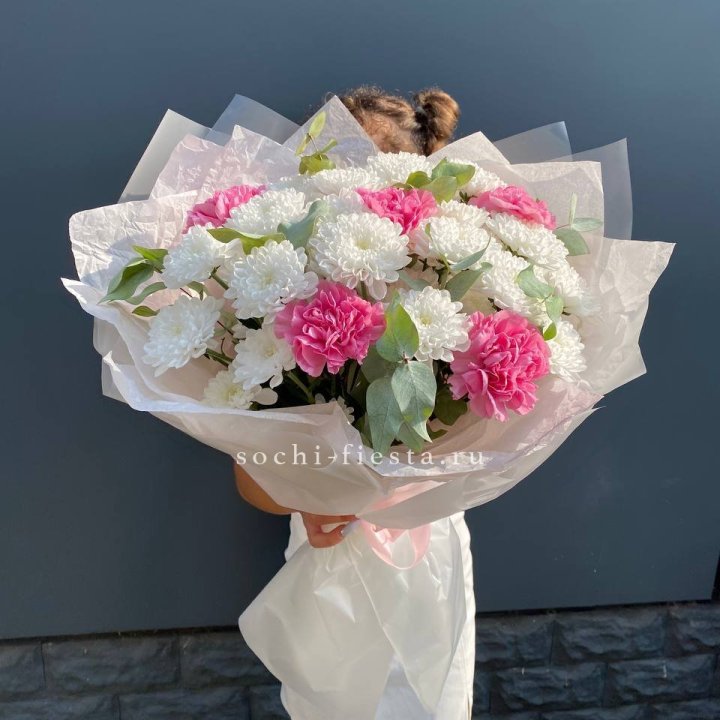  Букет  хризантем и диантусов "Воздушный" в Туле