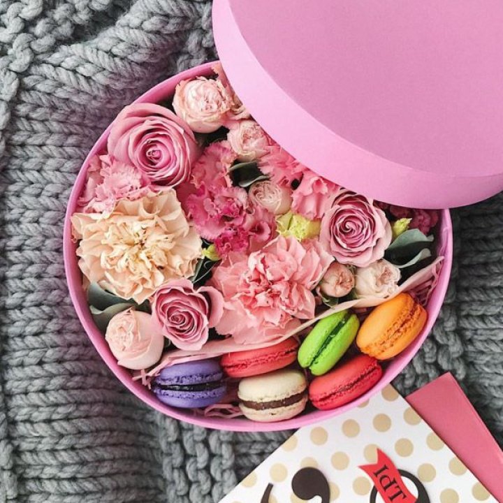 Цветочный бокс пинк в Туле