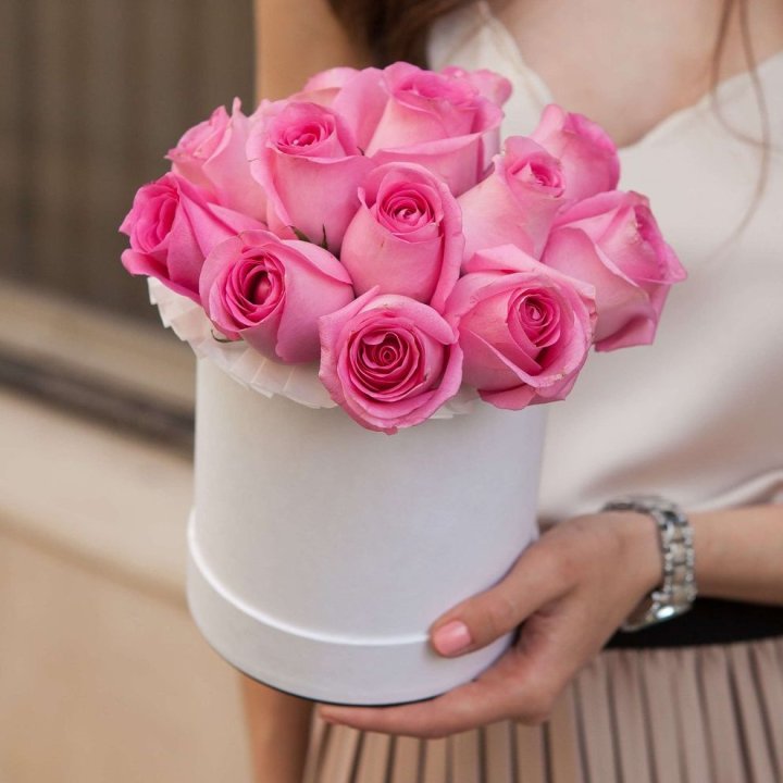 15 роз в боксе Кэтрин в Туле