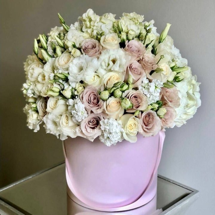 Цветочный бокс "Бриджит" в Туле