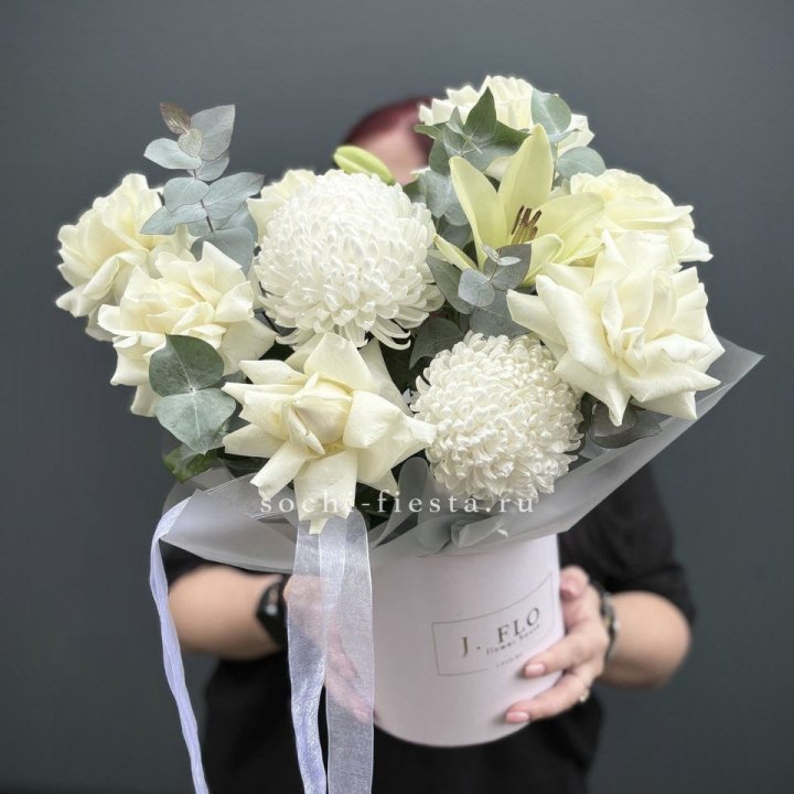 Цветы в шляпной коробке  в Туле