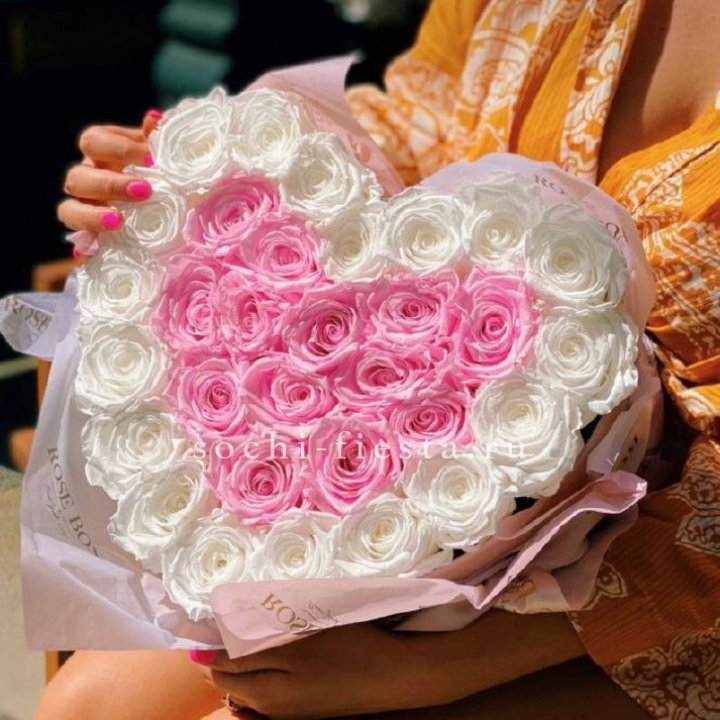 Бокс сердце с розами №2 в Туле