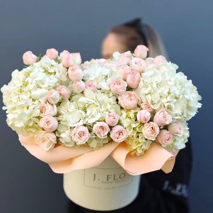 Дизайнерский бокс "Изабелла" в Туле