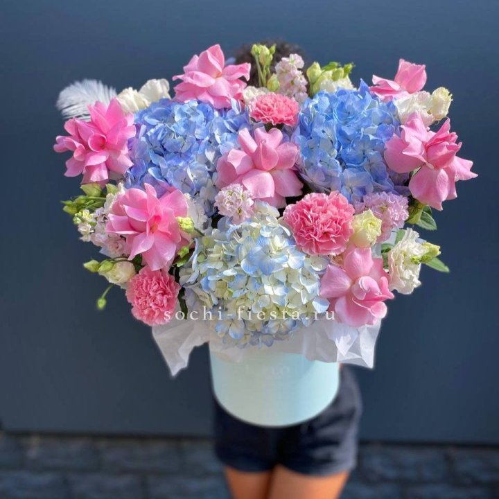 Коробка с цветами "Лемия" в Туле