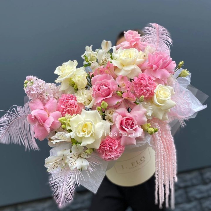 Дизайнерский бокс "Ловели" в Туле