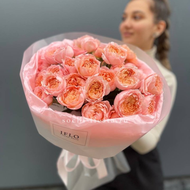 Букет из пионовидных роз Джульетта в Туле