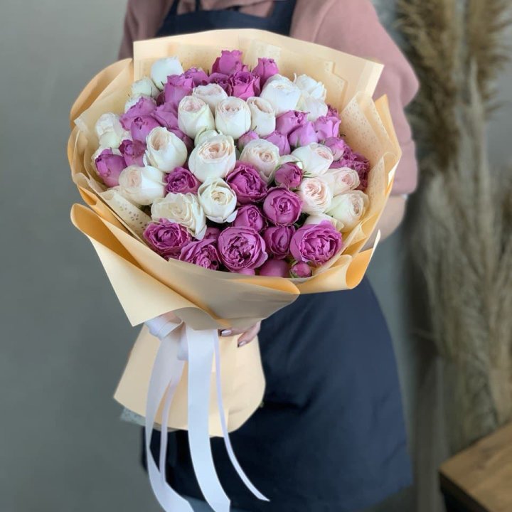 Букет кустовых роз Джулиана в Туле