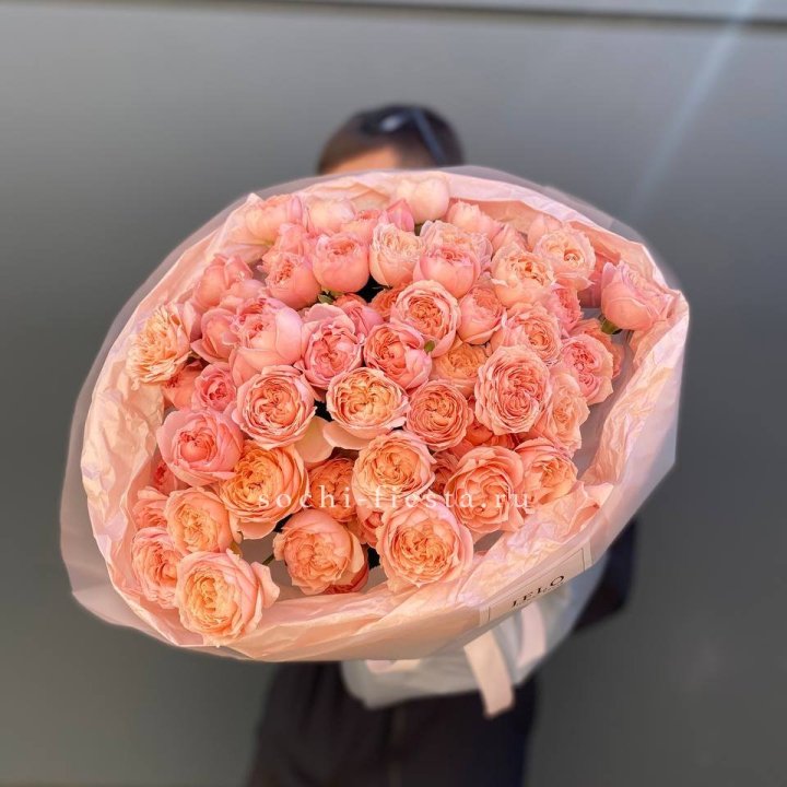 Букет из 21 пионовидной розы Джульетта в Туле