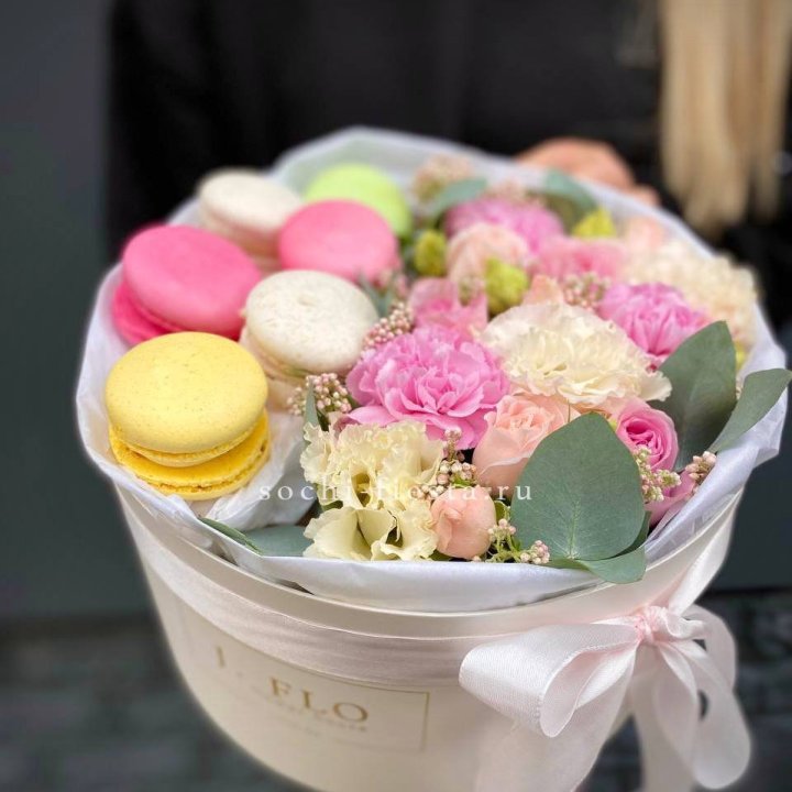 Бокс с макаронс "Тендернес" в Туле