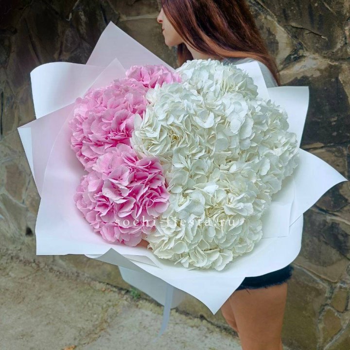 Букет гортензий №2 в Туле
