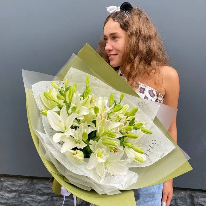 Букет  лилий "Изумруд" в Туле