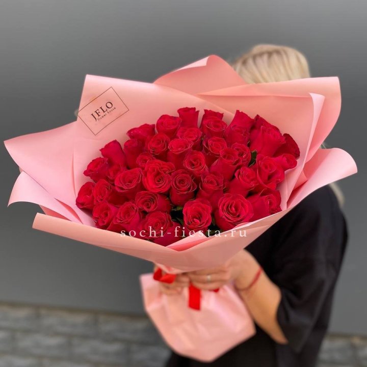 35 красных роз в Туле
