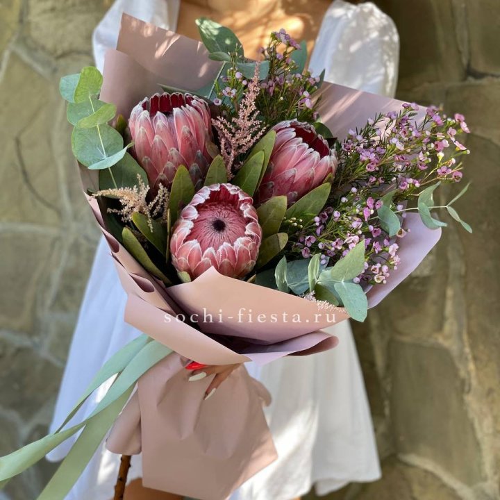 Букет из протеи "Клеопатра"  в Туле