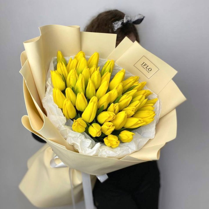 51 жёлтый тюльпан в Туле