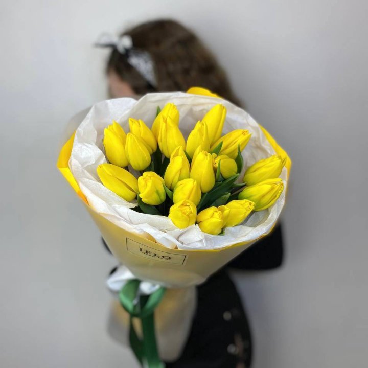  19 жёлтых тюльпанов в Туле