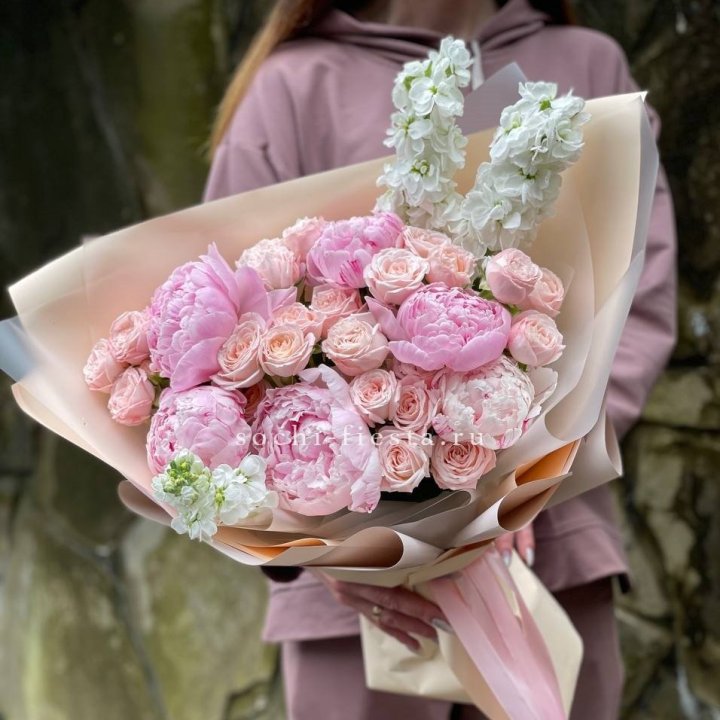 Букет с пионами №1 в Туле