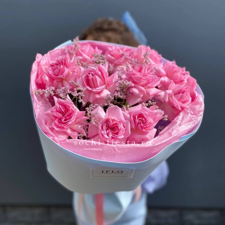Букет французских розовых роз  в Туле