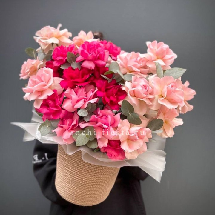 23 Французские розы Микс в боксе в Туле