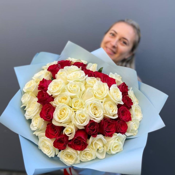 51 роза "Сердце" в Туле