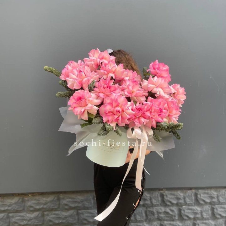 Бокс из 15 французских роз в Туле