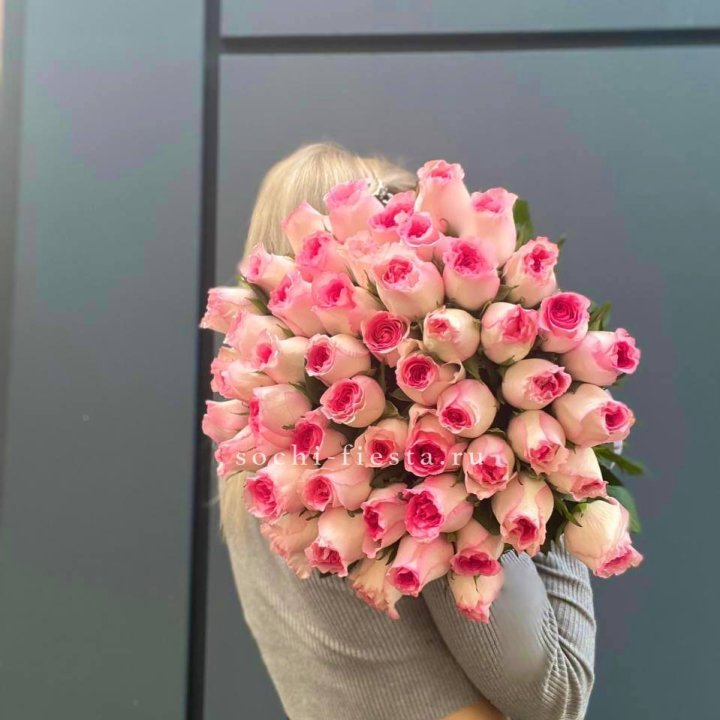 51 розовая роза в Туле