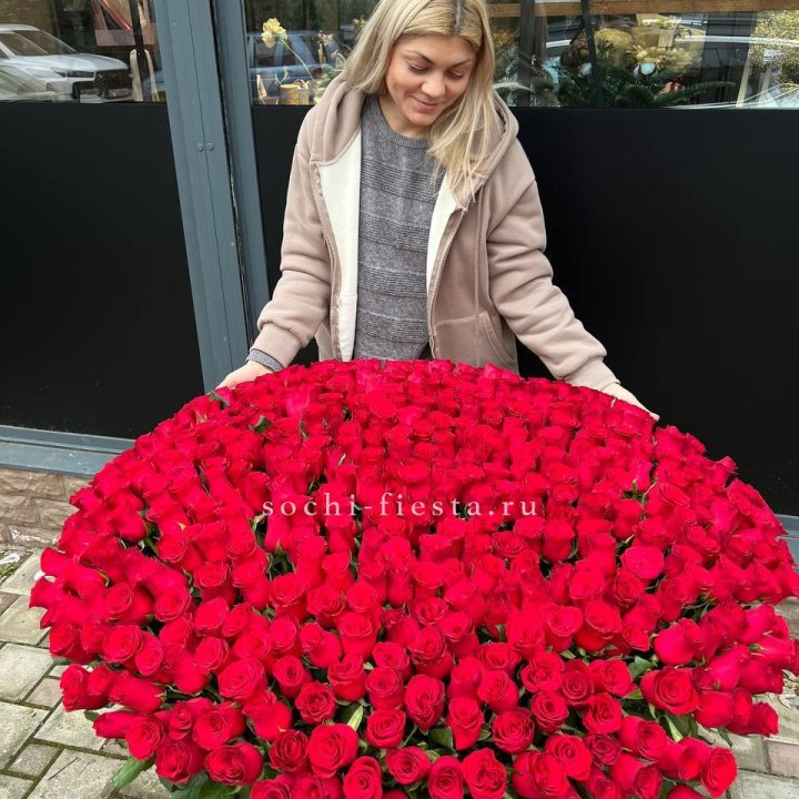 501 красная роза в корзине в Туле