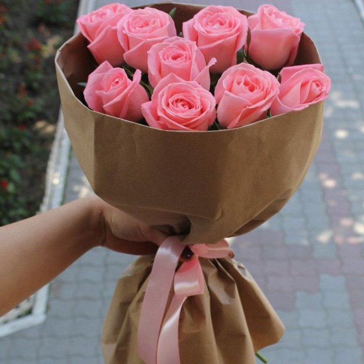 9 розовых роз в Туле