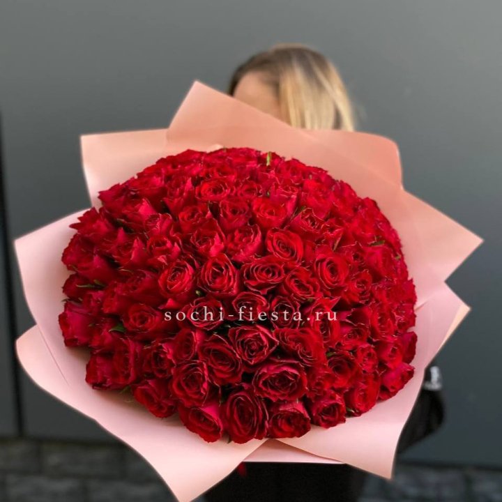 101 роза мадам ред в Туле