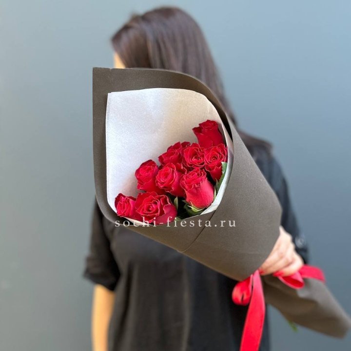 9 красных роз в фоамиране в Туле