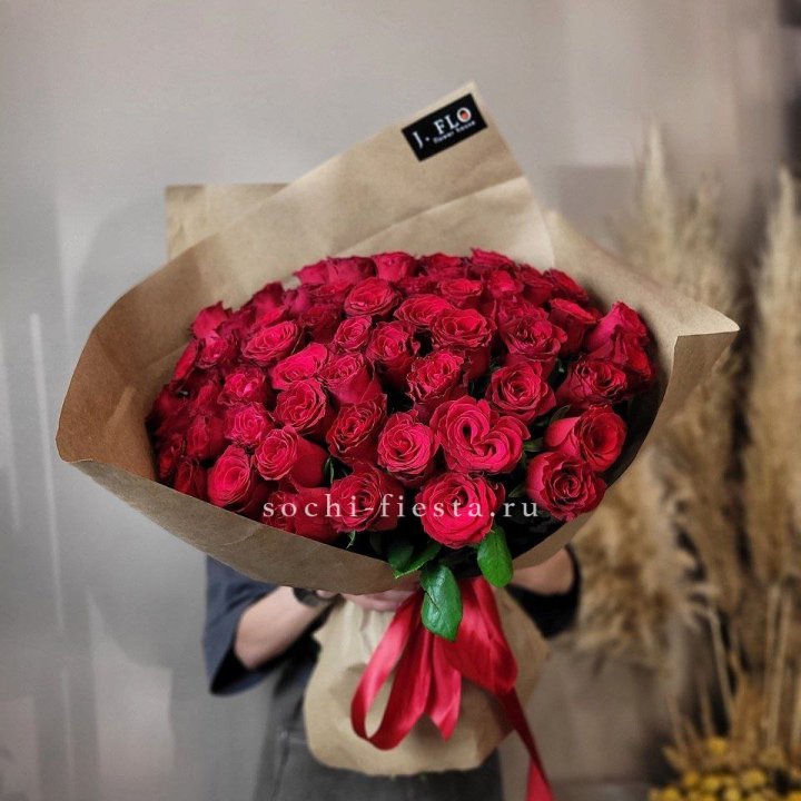 63 красных роз вайт в Туле