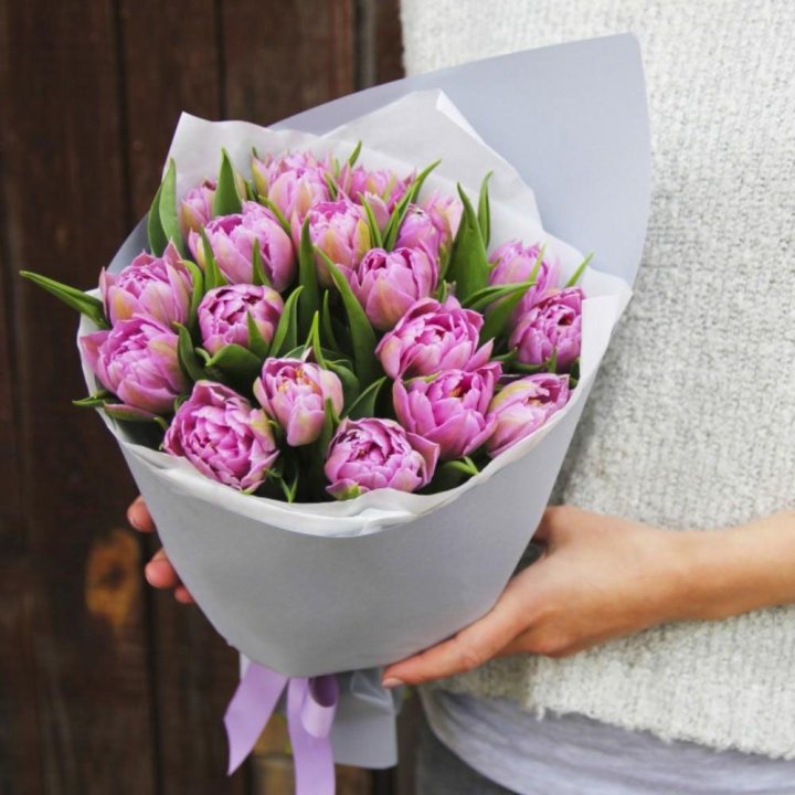 Букет пионовидных тюльпанов в Туле