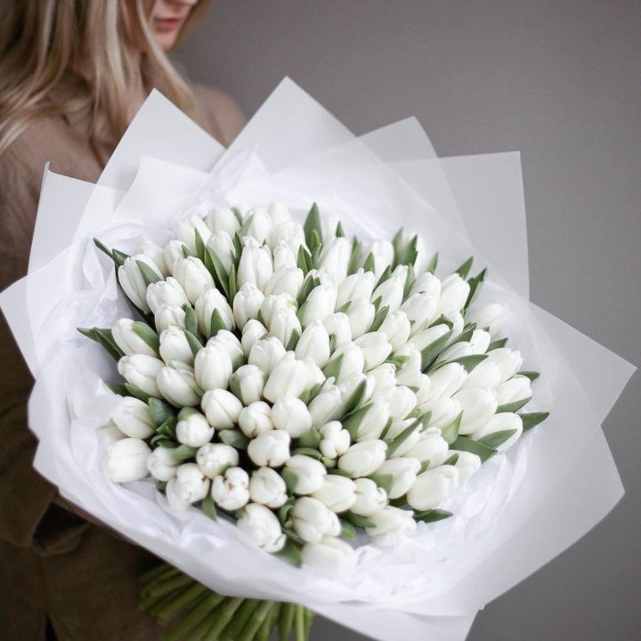 101 белый тюльпан в Туле