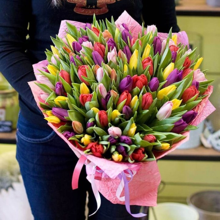 101 тюльпан "Джуси" в Туле